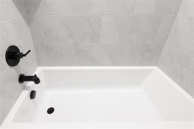 9317 NW 116th Street, Yukon, OK 73099