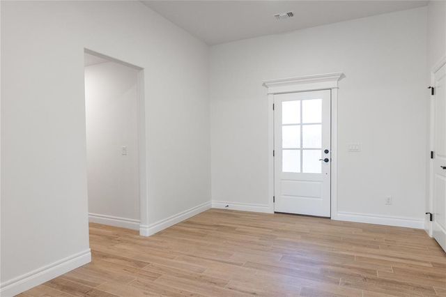 9317 NW 116th Street, Yukon, OK 73099