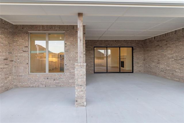 9317 NW 116th Street, Yukon, OK 73099