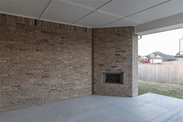 9317 NW 116th Street, Yukon, OK 73099