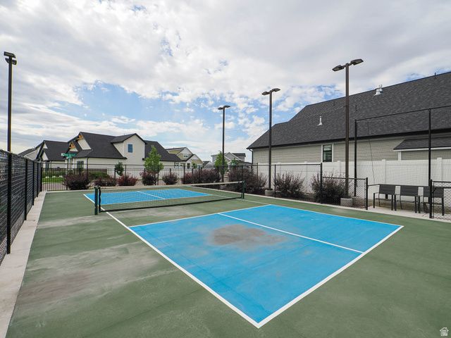 10716 S HAVEN DR, South Jordan, UT 84095