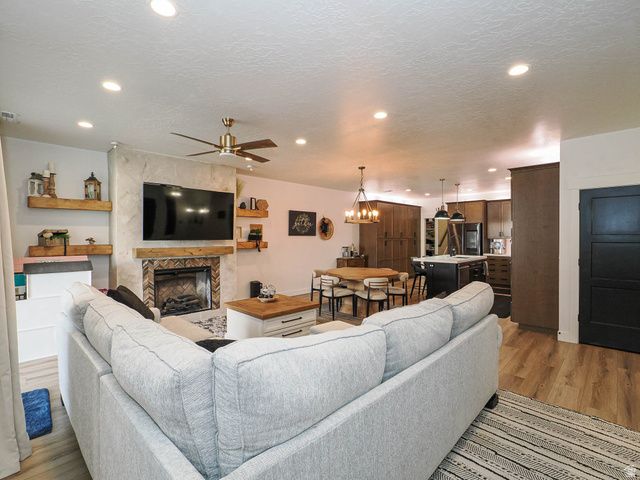 10716 S HAVEN DR, South Jordan, UT 84095