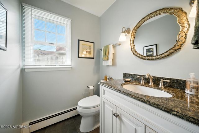 29 Park Avenue, Belford, NJ 07718