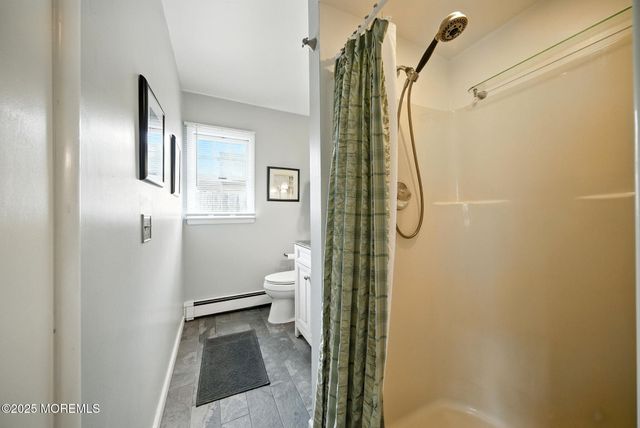 29 Park Avenue, Belford, NJ 07718