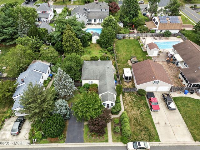 29 Park Avenue, Belford, NJ 07718