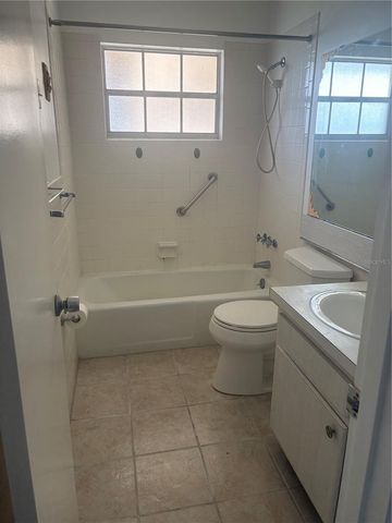 5505 HERNANDES DRIVE 210, Orlando, FL 32808