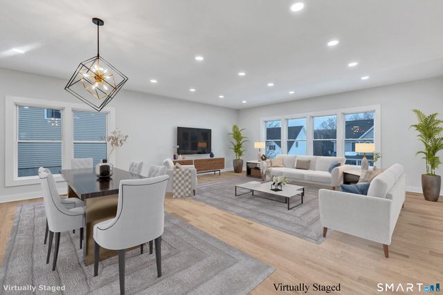 32 Larovera Terrace, Ansonia, CT 06401