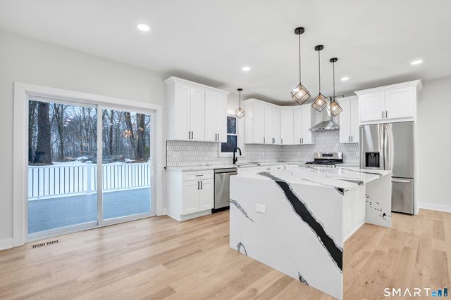 32 Larovera Terrace, Ansonia, CT 06401