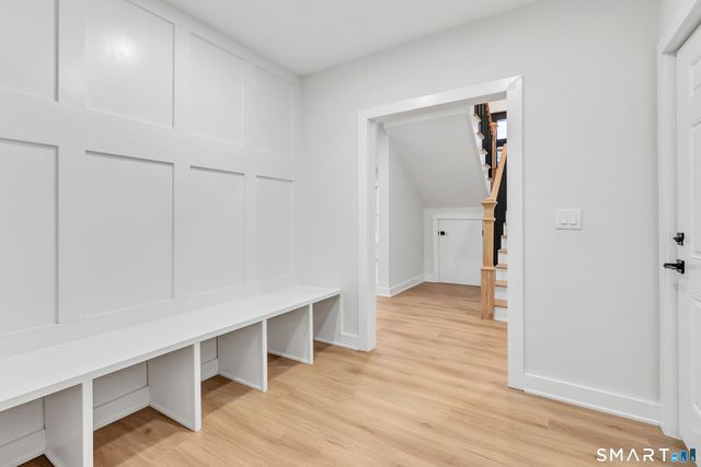 32 Larovera Terrace, Ansonia, CT 06401