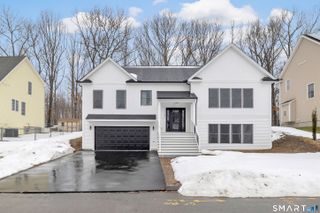 32 Larovera Terrace, Ansonia, CT 06401