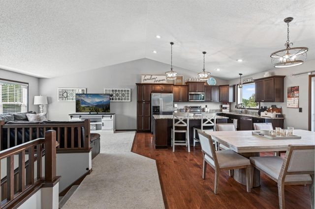 1671 Noric Street, Shakopee, MN 55379