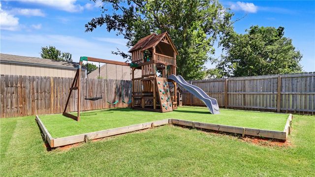 316 W Tyler Road, Farmington, AR 72730