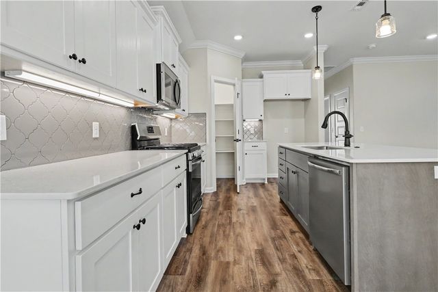 316 W Tyler Road, Farmington, AR 72730
