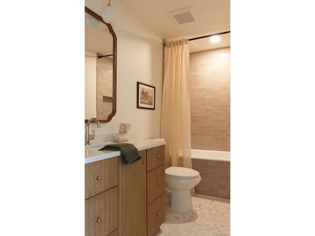 2920 S York St, Denver, CO 80210