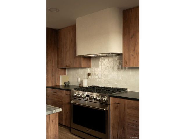 2920 S York St, Denver, CO 80210