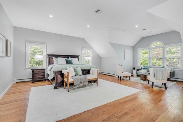 153 Walpole St, Dover, MA 02030