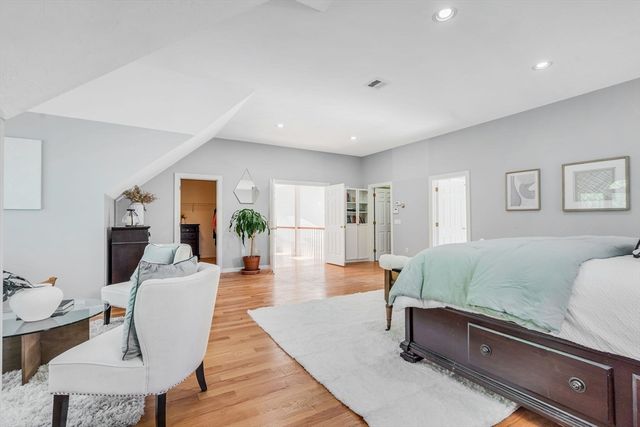 153 Walpole St, Dover, MA 02030