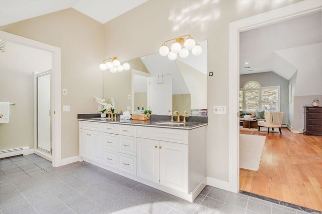 153 Walpole St, Dover, MA 02030