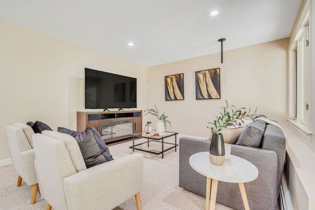 153 Walpole St, Dover, MA 02030