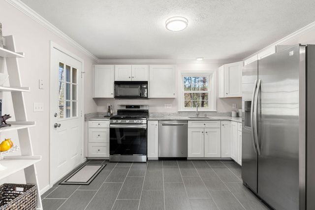 71 Talent Road, Litchfield, NH 03052