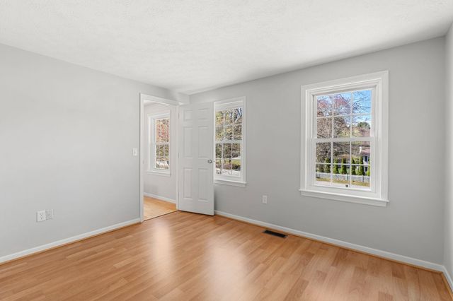 71 Talent Road, Litchfield, NH 03052