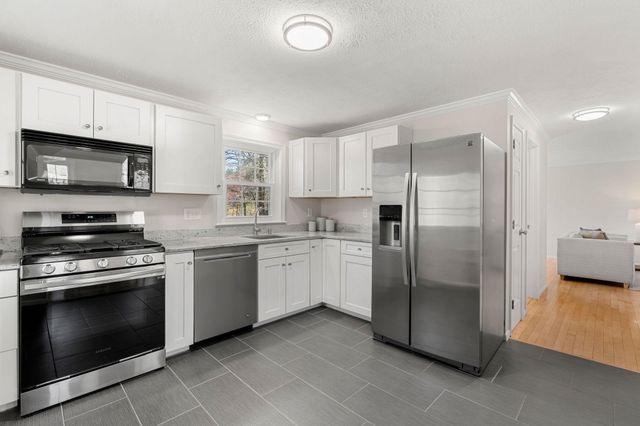 71 Talent Road, Litchfield, NH 03052