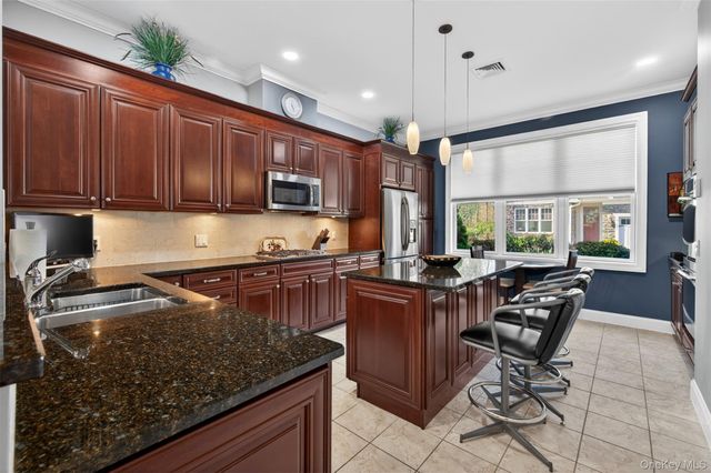 2272 Dalton Drive, Cortlandt Manor, NY 10567