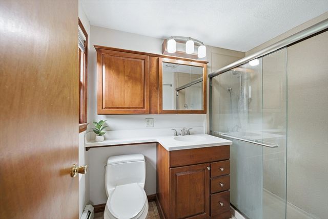 12 Thomas Cir, Stoneham, MA 02180