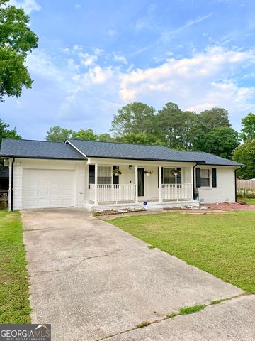 6205 Fieldcrest Drive, Morrow, GA 30260