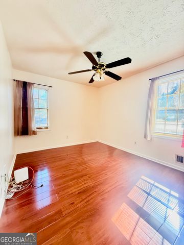 6205 Fieldcrest Drive, Morrow, GA 30260