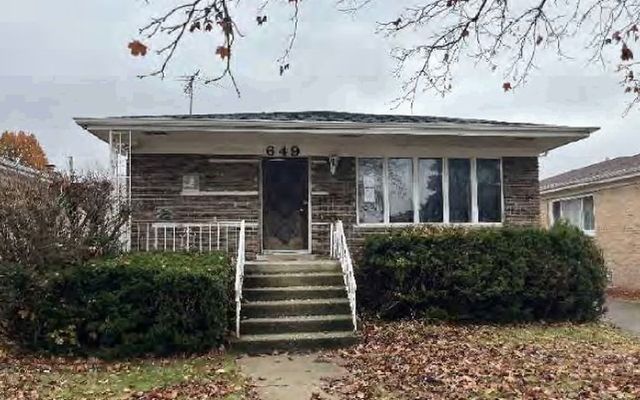 649 Escanaba Avenue, Calumet City, IL 60409