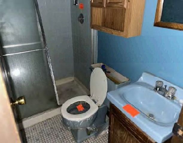 649 Escanaba Avenue, Calumet City, IL 60409