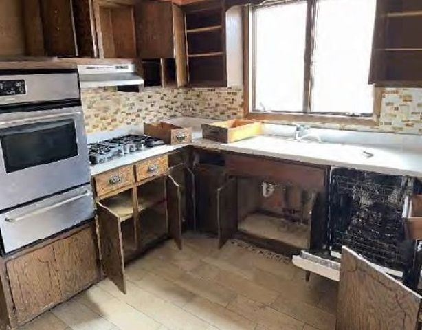 649 Escanaba Avenue, Calumet City, IL 60409