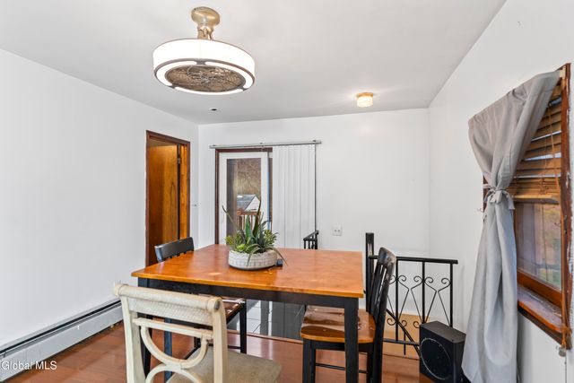 327 4th Street, Troy, NY 12180