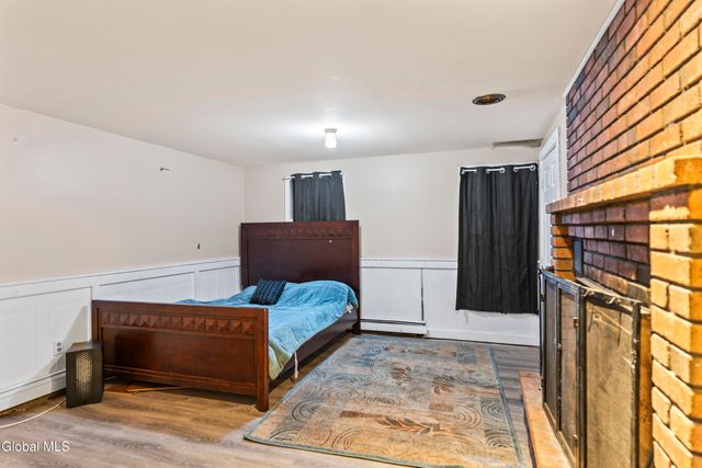 327 4th Street, Troy, NY 12180