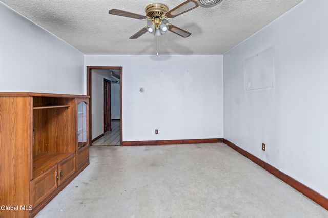 327 4th Street, Troy, NY 12180