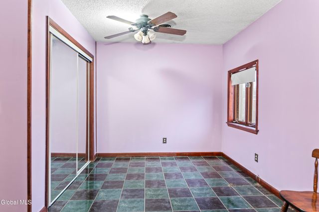 327 4th Street, Troy, NY 12180