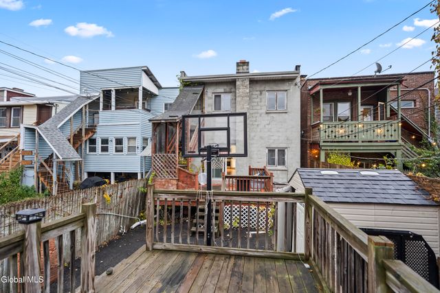 327 4th Street, Troy, NY 12180