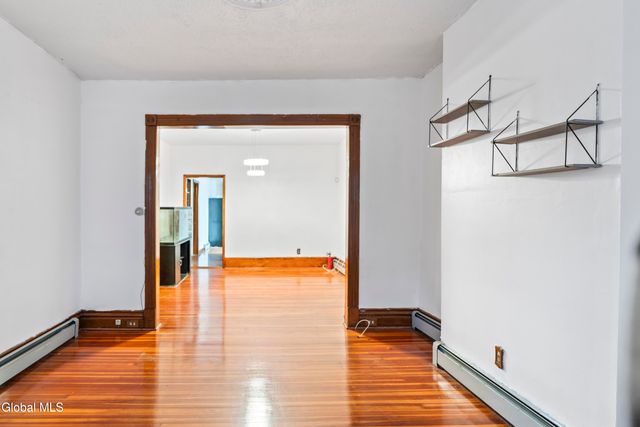 327 4th Street, Troy, NY 12180