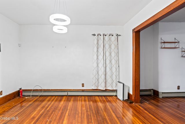 327 4th Street, Troy, NY 12180