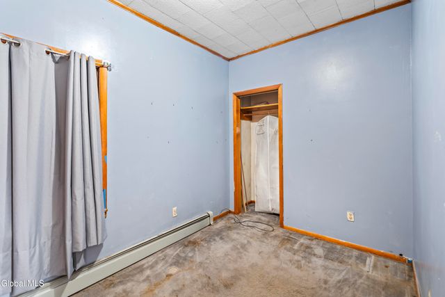 327 4th Street, Troy, NY 12180