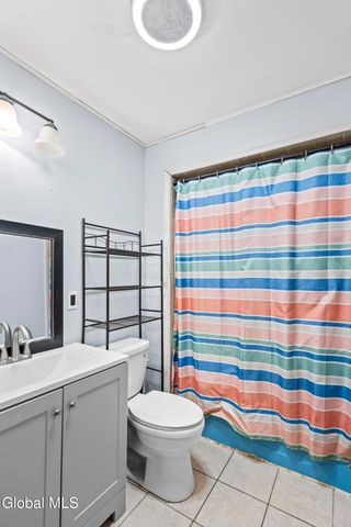 327 4th Street, Troy, NY 12180