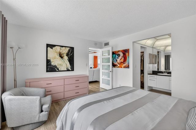 9481 Sunrise Lakes Boulevard 210, Sunrise, FL 33322