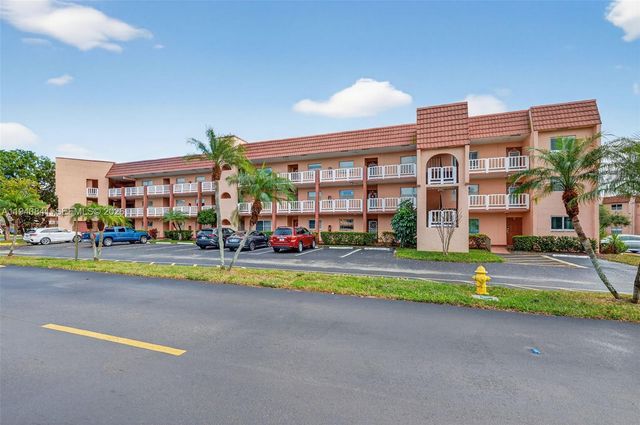 9481 Sunrise Lakes Boulevard 210, Sunrise, FL 33322