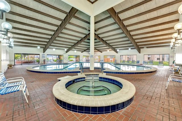 9481 Sunrise Lakes Boulevard 210, Sunrise, FL 33322