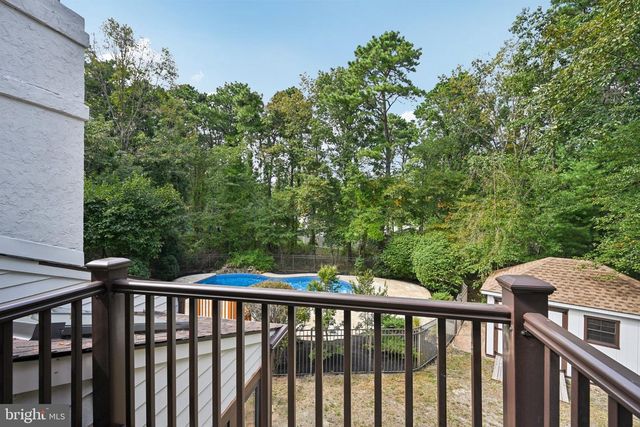 3 N COUNTRY LAKES DR, Marlton, NJ 08053