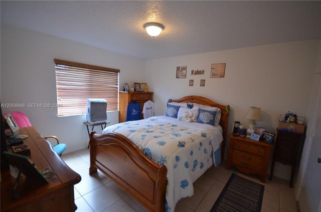 1270 SE 27th St 101, Homestead, FL 33035