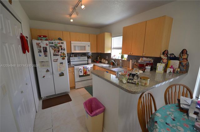 1270 SE 27th St 101, Homestead, FL 33035