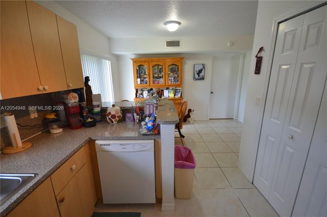 1270 SE 27th St 101, Homestead, FL 33035