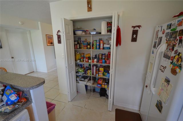 1270 SE 27th St 101, Homestead, FL 33035